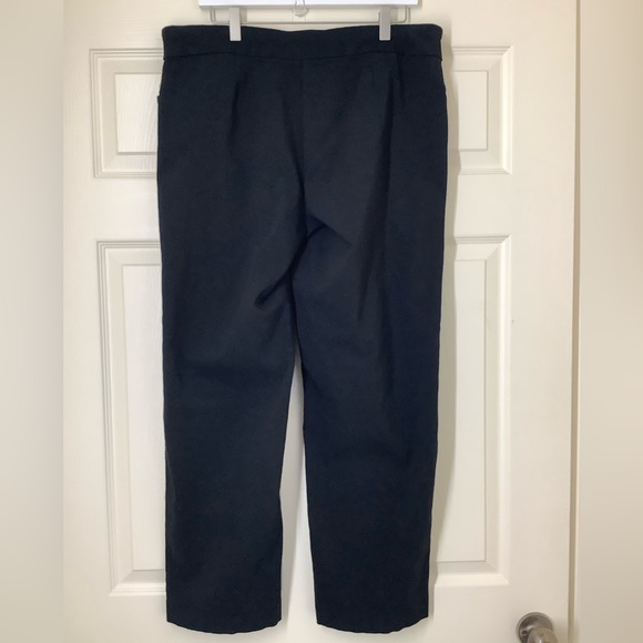 Time & Tru Pull-on Stretchy Casual Pants Size XL (16-18) Black - Picture 2 of 3